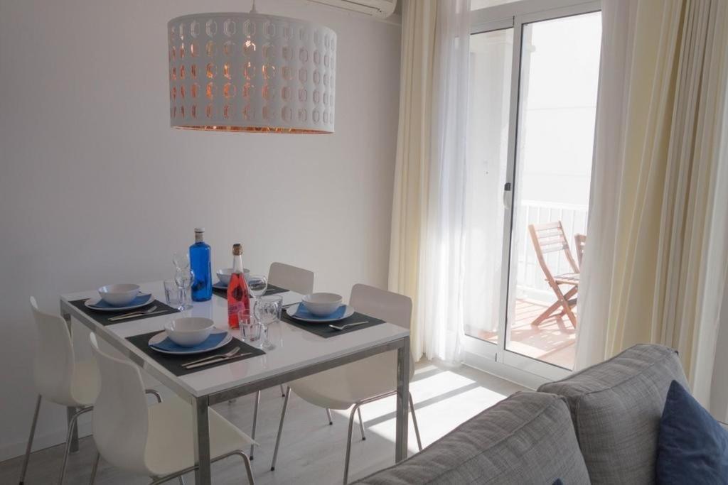 Warm Sands Apartment By Hello Homes Sitges Luaran gambar