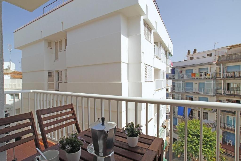 Warm Sands Apartment By Hello Homes Sitges Luaran gambar